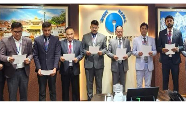 नेपाल एसबिआई बैंकका कर्मचारीको प्रतिज्ञा